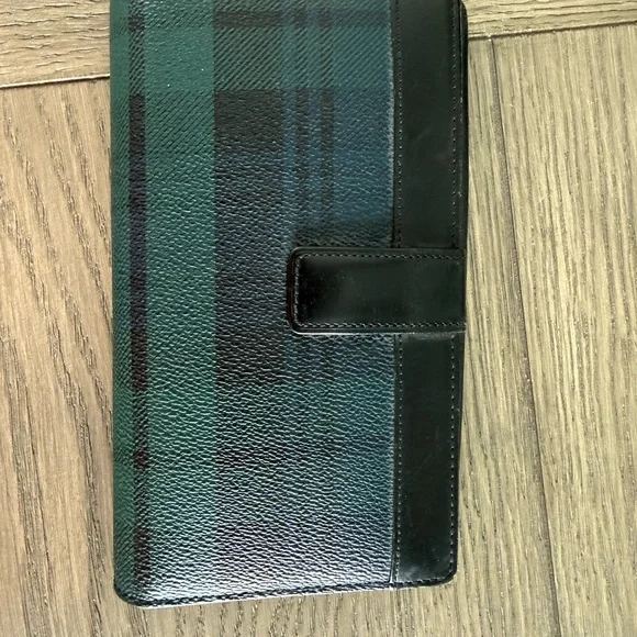 Ralph Lauren Black and green Plaid Wallet - Picture 2 of 4